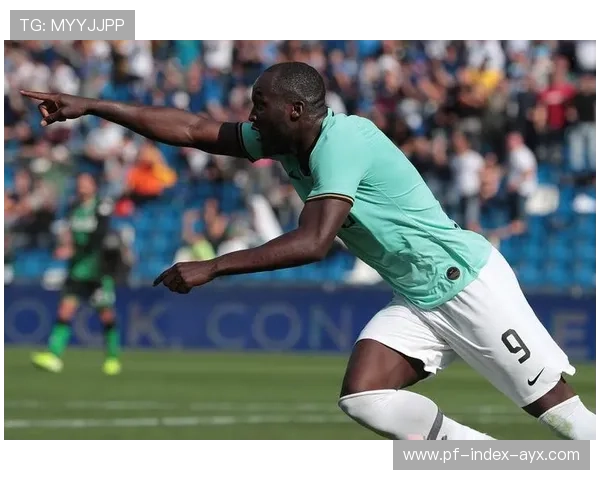 卢卡库狂奔插上形成强势对抗，比利时压制力爆炸